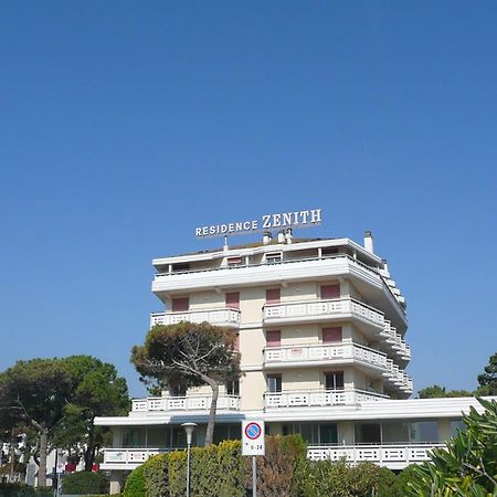 Residence Zenith - Agenzia Cocal Καόρλε Εξωτερικό φωτογραφία