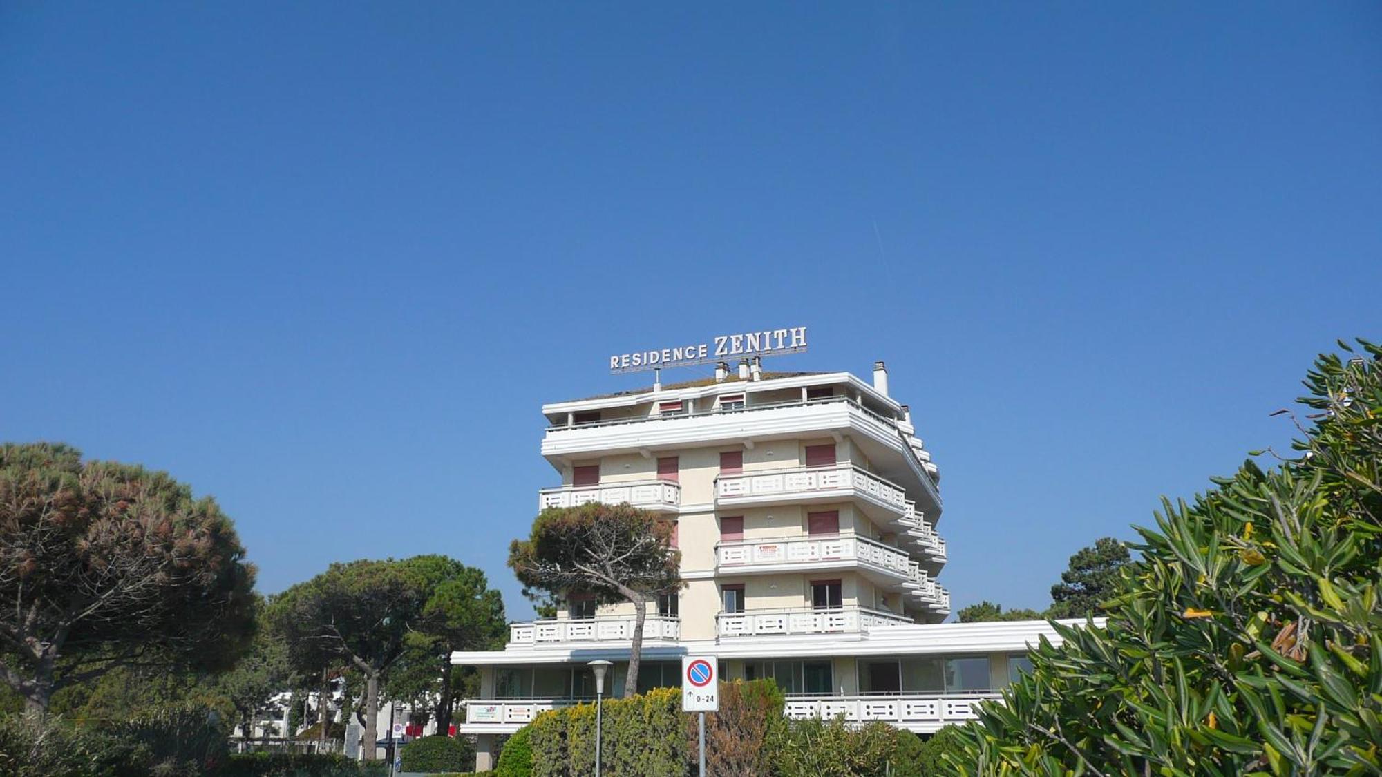 Residence Zenith - Agenzia Cocal Καόρλε Εξωτερικό φωτογραφία